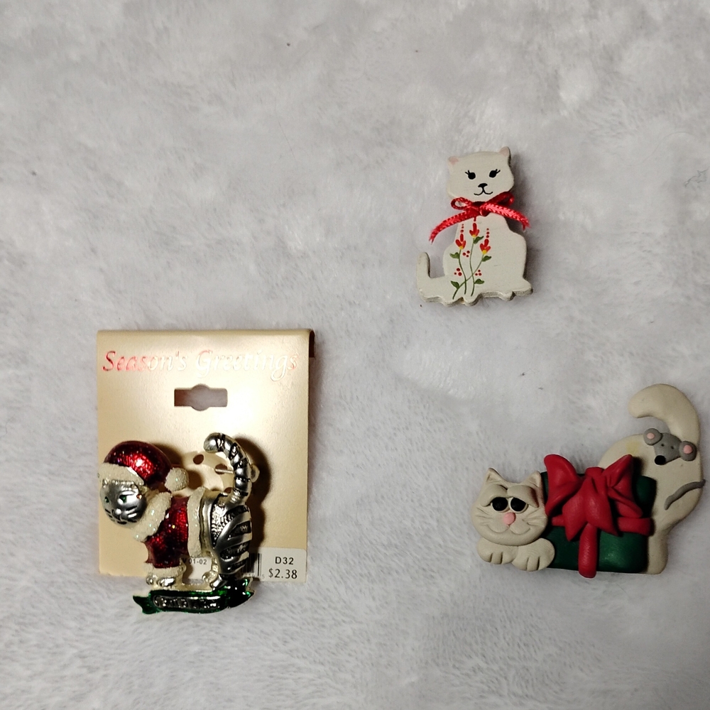 Festive Cat Ornament Set - Silver, Red, White